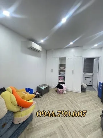 Nhà 3 Tầng - Ô tô cách nhà 50M. Nhỉnh 4 tỷ nhỏ cách Phú Mỹ Hưng chỉ 5 phút