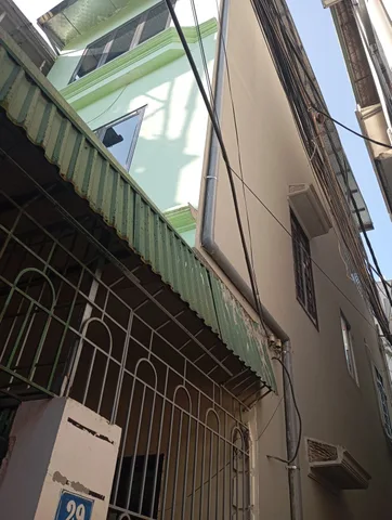 BÁN NHÀ CỔ NHUẾ GẦN PHỐ - LÔ GÓC 2 THOÁNG - 30M RA MẶT PHỐ - MẶT TIỀN RỘNG  - GIÁ 9.5 TỶ.