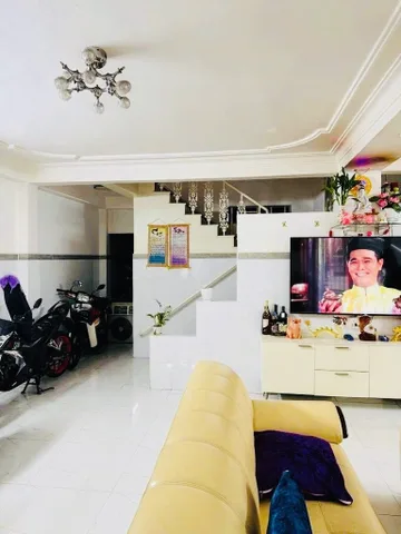 BÁN NHÀ NGUYỄN NGỌC CUNG P16Q8 XE TẢI ĐẬU TRƯỚC NHÀ 4x20 CHỈ 5TY25 (B22)