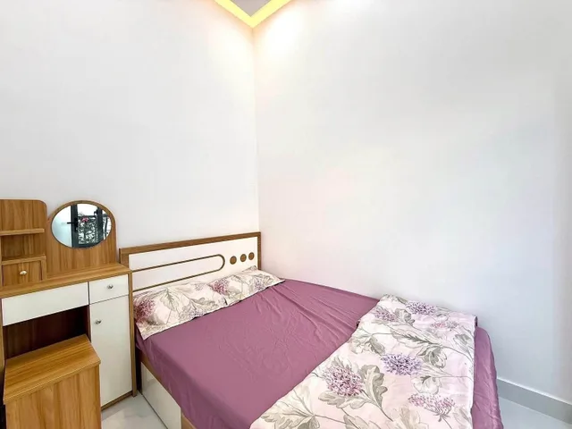 GÒ VẤP - NHỈNH 2 TỶ - 2 TẦNG - HẺM XE HƠI THÔNG
