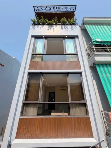 Bán nhà Nguyễn Trãi, Quận 1, gần Trần Hưng Đạo 95m2/3tỷ750 sổ hồng riêng vị trí đắc địa kinh doanh