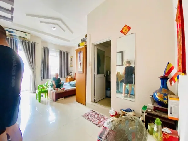 NHÀ HẺM THÔNG - 4 TẦNG - BTCT HUỲNH TẤN PHÁT
