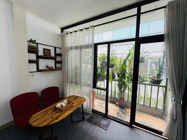 NHÀ 3 LẦU HẺM XE HƠI 8M - GẦN NGUYỄN THỊ THẬP - SỔ ĐẸP VUÔNG VỨC