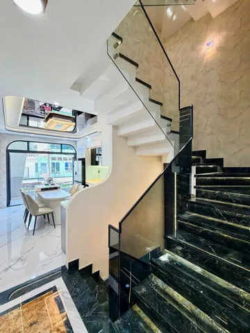 SIU PHẨM MT ĐƯỜNG 12M CÓ LỀ KDOANH ĐA NGÀNH - NHÀ MỚI Ở LIỀN 4*25*5TẦNG - 9PN MỚI ĐẸP, SANG XỊN MỊN - THIẾT KẾ HIỆN ĐẠI - CÓ THANG MÁY - KHÔNG LGQH - KHÔNG LỖI - KỀ LŨY BÁN BÍCH - HÒA BÌNH - ĐẦ,M SEN (A100) - CHỐT NGAY 13,xT

📞 Liên hệ xem ngay: 0902 10