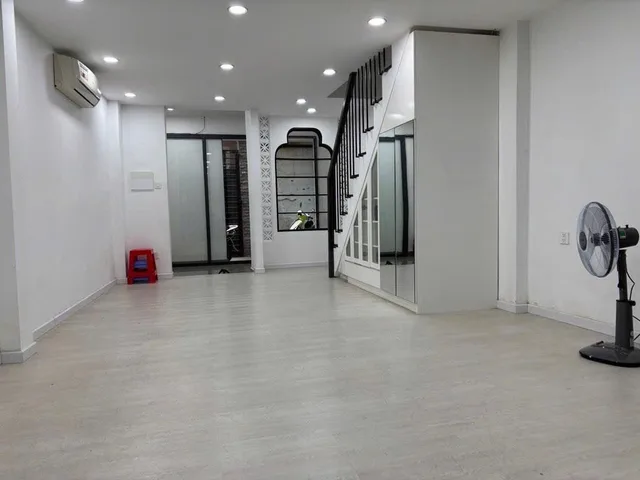 BÁN NHÀ 2 TẦNG – HẺM 166 TRẦN VĂN DƯ – GẦN VĂN CHUNG, TRẦN VĂN DANH, HOÀNG HOA THÁM – KHU GA T3 – 7.4 TỶ