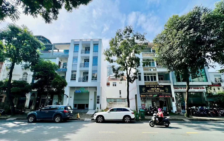 Bán đất 126.7m² có sẵn 126m² thổ cư ngang 7m giá 48 tỷ tại Phường Tân Hưng