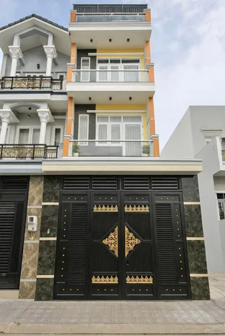 Cắt lỗ sâu-cần bán nhanh chỉ 5tỷ190tr nhận nhà tại Hồ Bá Kiện Q10/83m2.SHR sang tên,công chứng ngay