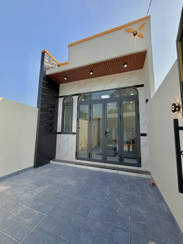 🏡 Nhà mới hoàn thiện – dọn vào ở ngay
📍 Cách ĐH90A chỉ ~250m