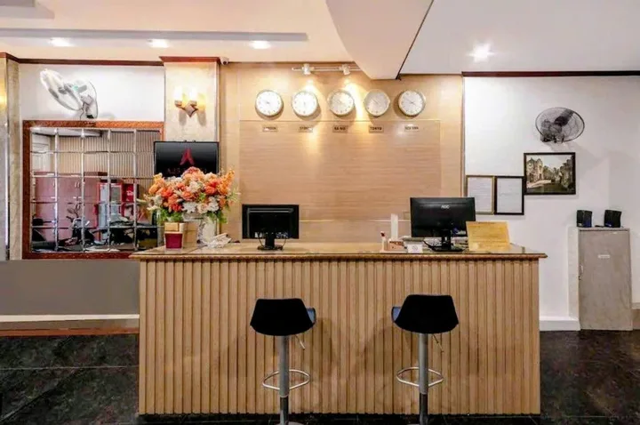 Khách sạn mặt phố Mai Hắc Đế – 108m2 x 9 tầng thang máy – 24 phòng cao cấp – Dòng tiền khủng