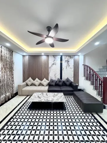 BÁN NHÀ THẠCH BÀN OTO ĐỖ SÁT NHÀ NỘI THẤT SANG SỊN SẴN Ở