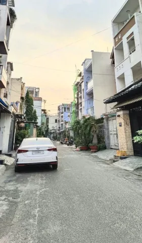 EM LIN LẠI CÓ THÊM MỘT NGÔI NHÀ MỚI ĐẸP NGANG 5*20*3TẦNG NẰM LỌT TRONG KHU PHỐ TOÀN NHÀ 5 - 6 TẦNG - GẦN MT TRƯỜNG CHINH - XE HƠI NGỦ NGOÀI THOẢI MÁI - SỔ VUÔNG VỨC KHÔNG LGQH MÀ ZÁ CHỈ 12TỶ HƠN XÍU (10.27)

📞 Liên hệ xem ngay:
OCHÍNOHAI
1O6
CHÍN11