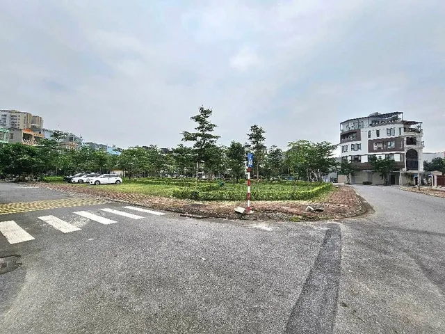BÁN ĐẤT TĐC VIỆT HƯNG 40M2- MẶT CÔNG VIÊN THOÁNG VĨNH VIỄN- HƠN 10 TỶ