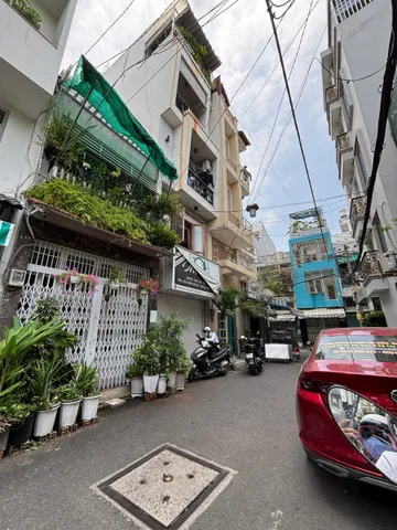 NHÀ HẺM XE TẢI – TRƯỜNG CHINH – GẦN GA METRO – CỘNG HÒA – HOÀNG HOA THÁM – NGANG 7M – CHỈ 6.9 TỶ