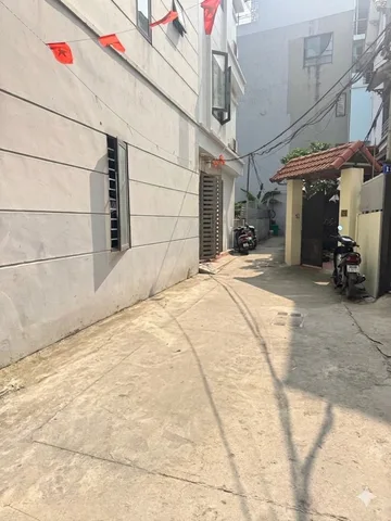 🔥 GẤP BÁN - NHÀ DÂN XÂY NGỌC THỤY - Ô TÔ ĐỖ CỬA 🔥