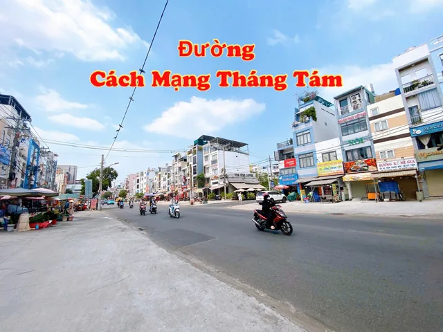 Nhà hẻm Ô tô Cách Mạng Tháng Tám – QUẬN 3 – 3.5 x 12m (42 m2)