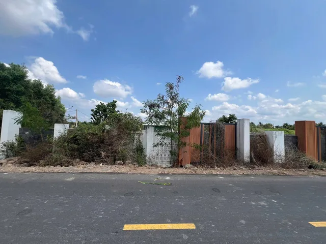 CHỦ NGỘP – BÁN GẤP 1 CẶP 380m2 NGANG 16 ~ 400m2 MẶT TIỀN NGUYỄN HỮU CẢNH