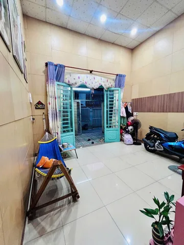 Nhà sổ riêng giá rẻ xóm vắng Dĩ An