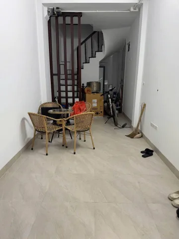 Cho thuê nhà riêng Trần Duy Hưng quận Cầu Giấy 35m x 5T (3 NGỦ) giá 12 triệu