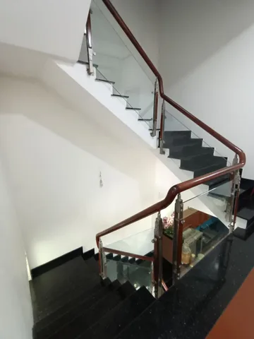 KHU PHÂN LÔ NGANG 4M BỀ THẾ GẦN 100M2 ĐƯỜNG 6M THÔNG THOÁNG. 4 TẤM 4PN 5WC NỘI THẤT XỊN XÒ