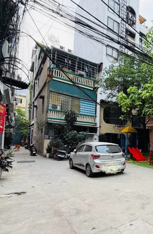 Bán nhà 50m² có sẵn 45m² thổ cư ngang 4m giá 15.2 tỷ tại Phường Khương Đình