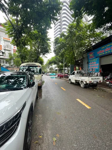 BÁN NHÀ MẶT PHỐ, NGOẠI GIAO ĐOÀN,CIPUTRA, CÔNG VIÊN HOÀ BÌNH, VỈA HÈ+Ô TÔ TRÁNH, KINH DOANH BẤT CHẤP, 126M2+MT 8,40M