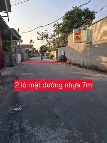 Chào bán lô góc nằm trên trục trải nhựa Phường Thiên Hương.l/h:076.231.9990 em Thúy 
Tài chính 1tỷ6xx
Kinh doanh buôn bán sầm uất, dân cư đông đúc. Gần uỷ ban , trường học các cấp…
Liên hẹ e để nhận thông tin chi tiết lô đất và giá tốt nhất.