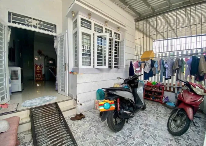 🎀 Bán nhà hẻm oto, sân rộng ở Tân Hiệp Hóc Môn, 86m2 giá 800 Triệu, Sổ hồng đầy đủ
