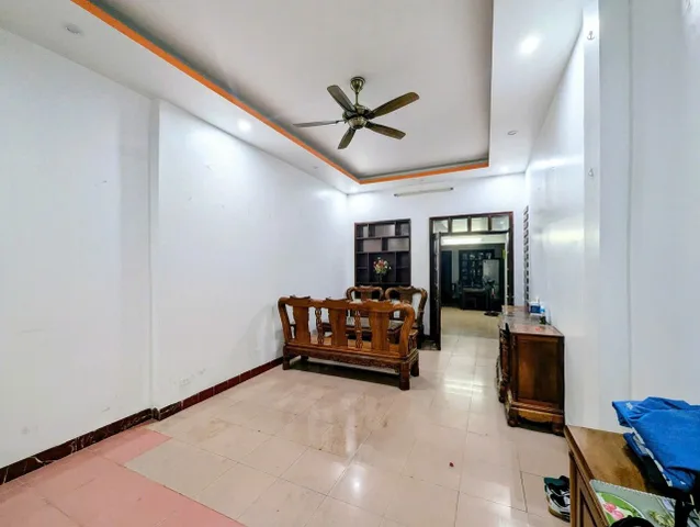 Cho Thuê Nhà Vương Thừa Vũ - Thanh Xuân 70M² 5 Tầng 3 Ngủ - Ngõ Ô Tô - Giá Thuê 17tr