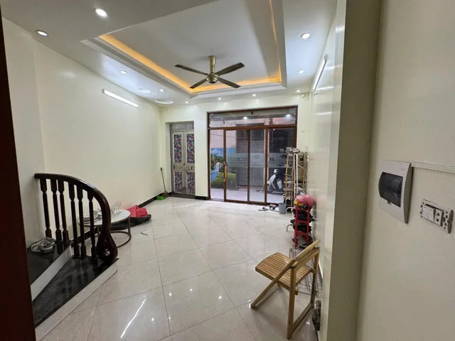 Cho thuê nhà riêng Mỹ Đình quận Nam Từ Liêm 40M X 5T (3 ngủ) ĐẸP giá 16 triệu