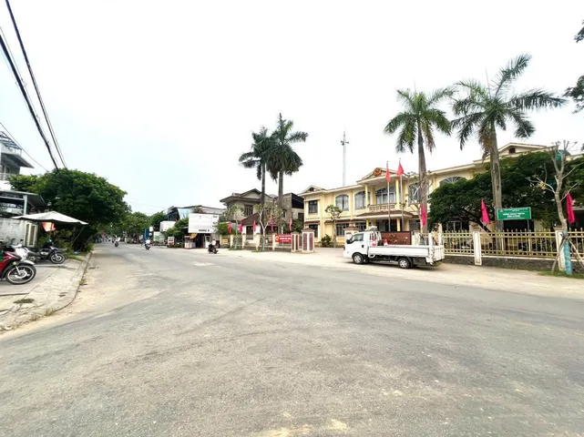 🔥🔥🔥 hai mặt tiền KQH KIM LONG - Tp Huế - cạnh đường NGUYỄN HOÀNG - DT 198m2 ngang 13.5M