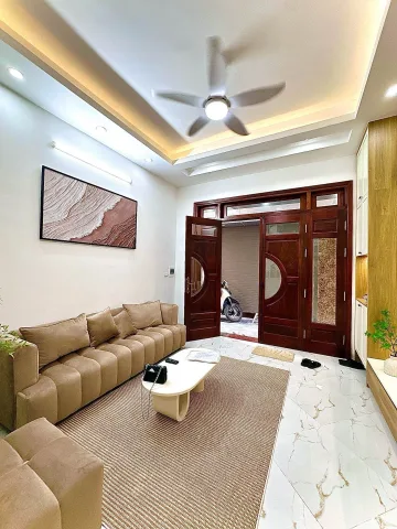 BÁN NHÀ PHỐ NGÔ GIA TỰ LONG BIÊN OTO ĐỖ CỔNG CHỈ HƠN 8 ĐỒNG