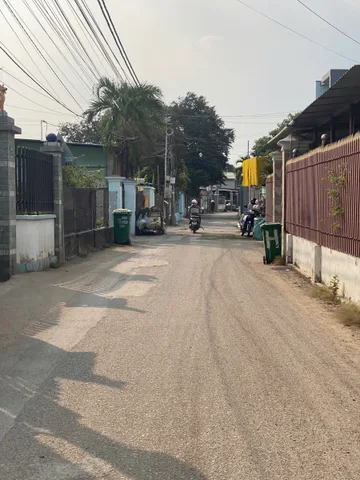 Đất Đẹp, Thổ Cư, Đã Lên Sẵn Nền Đá Mi, Tường Bao .72m Chỉ : 1Tỷ4