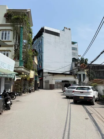 BÁN MẢNH ĐẤT ĐƯỜNG NGUYỄN ĐỨC CẢNH. 313M2 NHÀ C4. MT 10M.