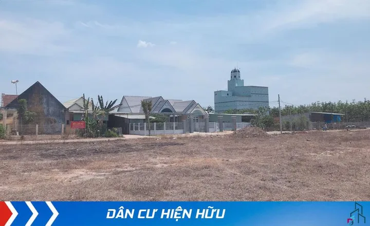 Bán đất 3944m² có sẵn 150m² thổ cư ngang 45m giá 130 triệu tại Xã Cù Lao Dung