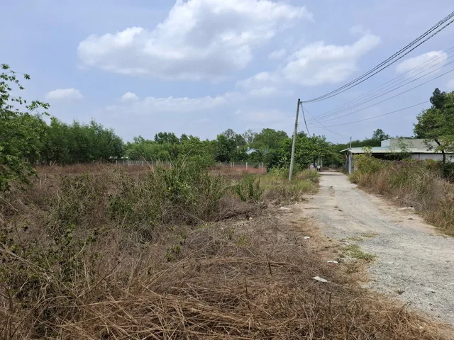 Bán đất 933.5m² ngang 28.7m giá 5 tỷ tại Phường Tân Thành