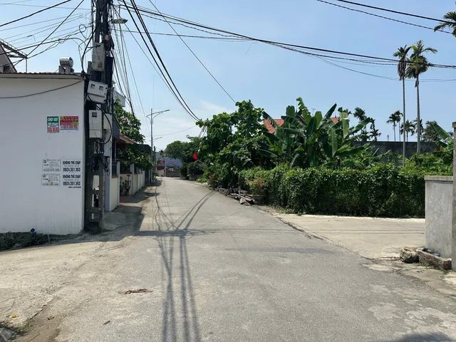 Bán 61 m thôn Đền Lâm Động ngõ ô tô 7 chỗ. Cách đường nhựa 20 m. L/h:076.231.9990 em Thuý