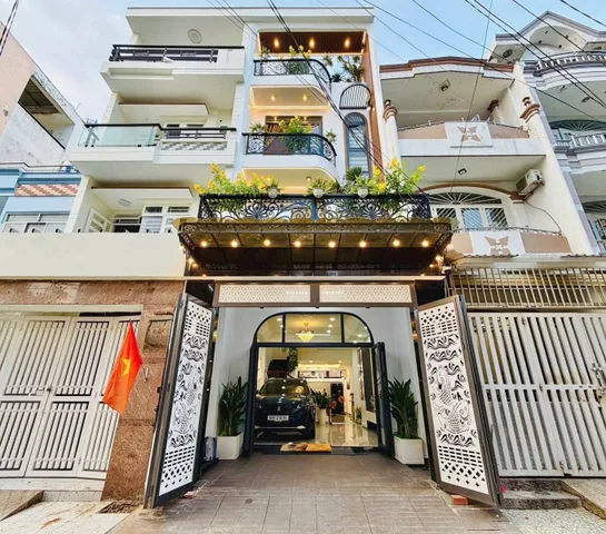 Chính chủ bán gấp 3 tỷ 890 nhà 43m2 đường Lam Sơn, Phường 2, cách chợ Tân Bình 10phút. Hẻm 5m, sổ riêng