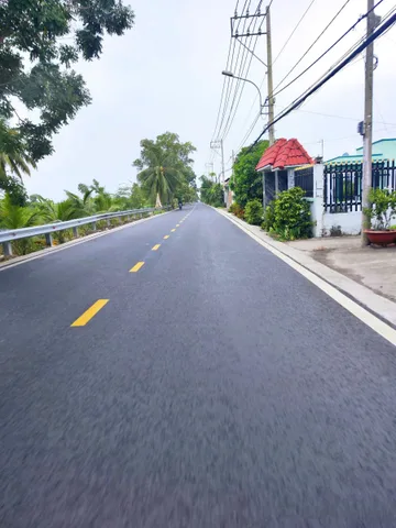 CẦN BÁN 1664M2 ĐẤT THỔ CƯ ĐƯỜNG XE TẢI TỚI ĐẤT