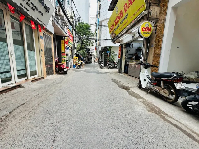 Bán nhà Quan Nhân 21m² full thổ cư ngang 3.3m giá 9.85 tỷ tại đường Quan Nhân Phường Thanh Xuân 
(MUA/BÁN BĐS nhắn tin Zalo 0862299066)