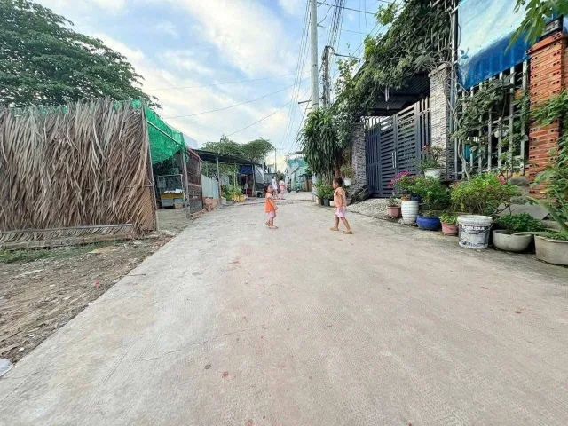 Bán đất mặt tiền đường bê tông 5m Tân Vĩnh hiệp Tân Uyên