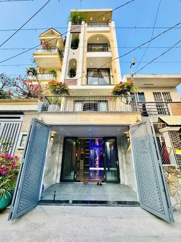 Chủ cần bán gấp nhà rẻ thị trường ngay đường Quang Trung, Q.Gò vấp 6tỷ25 100m2.SHR hẻm thông xe hơi