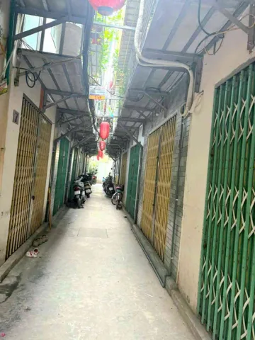 Nhỉnh 1 tỷ bán nhà tân khai lĩnh nam 2 tầng ở ngay hoàng mai