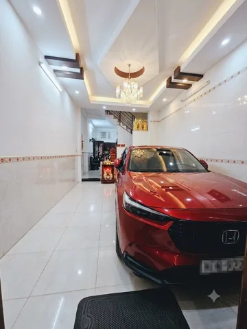 Bán nhà 4x16, trệt 3 lầu, ô tô đậu nhà sát rạch Xuyên Tâm ngay Nơ Trang Long