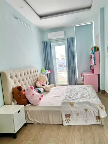TÂN BÌNH, GẦN VX LÊ ĐẠI HÀNH DTSD 150m2, 4TẦNG, 3PN MỚI Ở NGAY