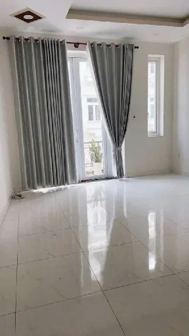 NHÀ HUỲNH TẤN PHÁT - VÀO Ở LIỀN - 4 TẦNG