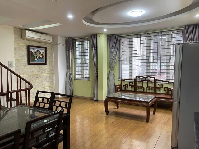 Cho Thuê Nhà Ngõ 139 Nguyễn Ngọc Vũ - Trung Hòa - Cầu Giấy 40M² 5 Tầng 3 Ngủ Full Đồ - Giá Thuê 16tr