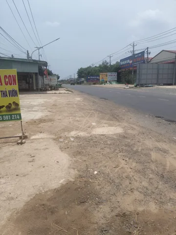 Đất mặt tiền đường ql22