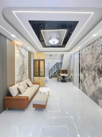 NHÀ ĐẸP LUNG LINH ĐƯỜNG LÊ VĂN QUỚI - ĐÚC 2 TẦNG - TẶNG NỘI THẤT XIN - NHỈNH 5 TỶ