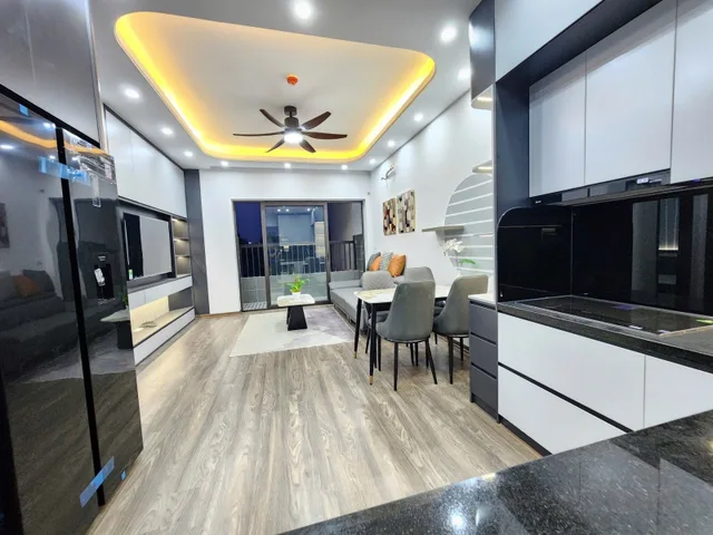 Bán căn hộ chung cư đường Hoàng Đạo Thành, Thanh Xuân, nhà đẹp full nội thất