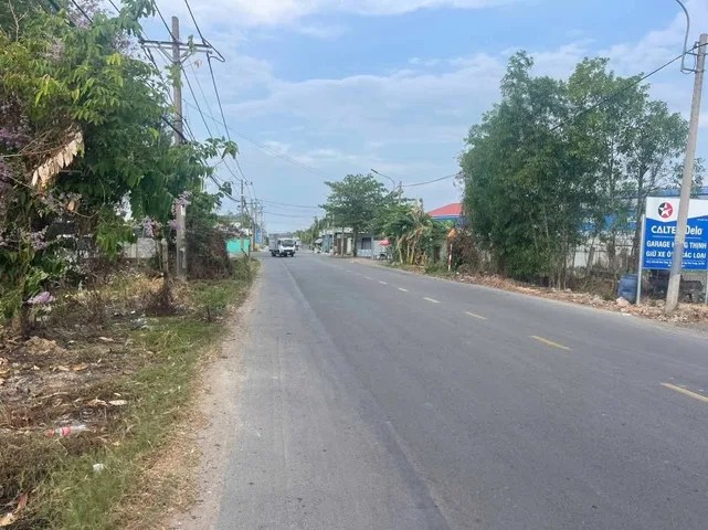 Bán đất mặt tiền kinh doanh buôn bán MT đường Hồ Văn Tắng xã Tân Phú Trung Củ Chi TPHCM, DT: 10x35,5m.